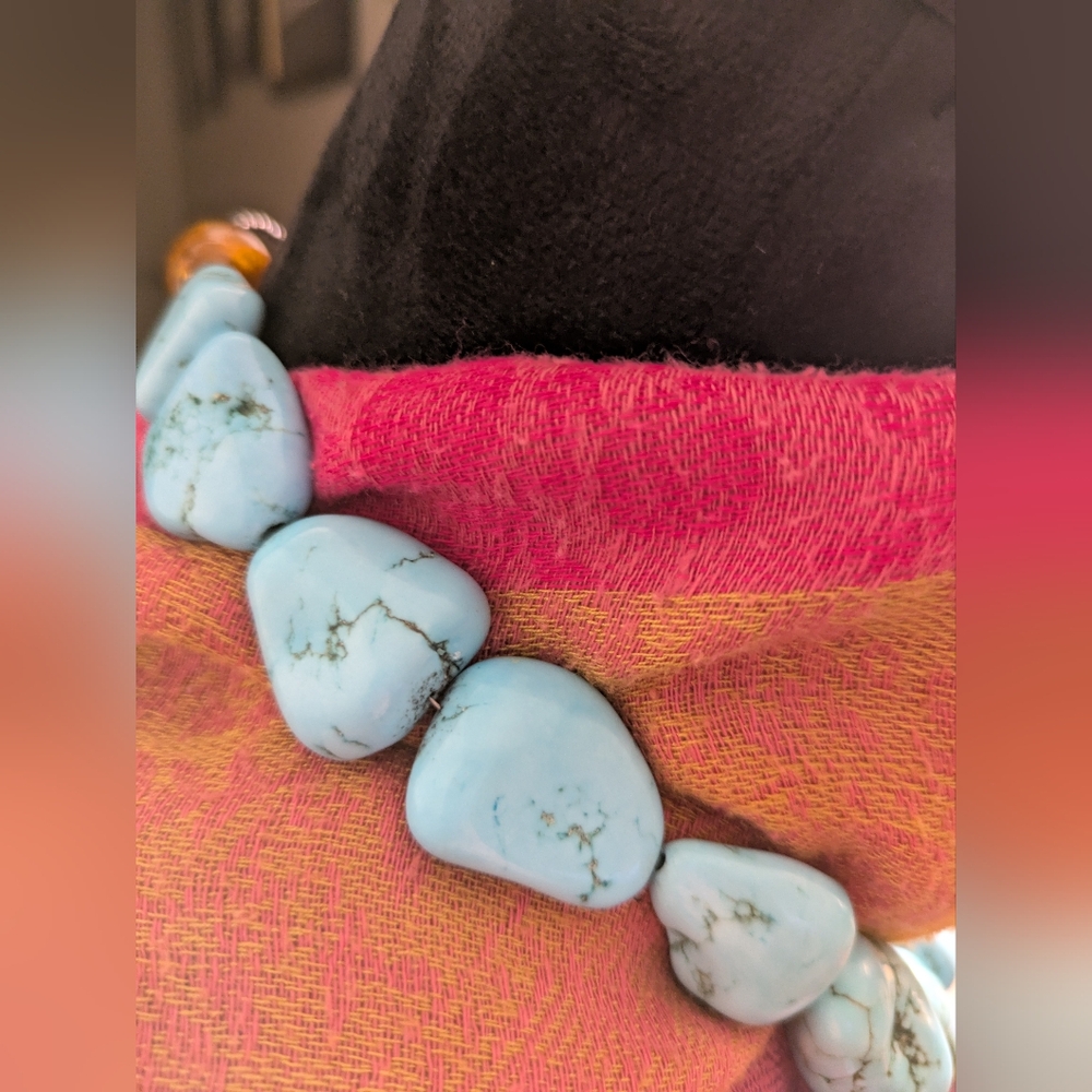 Turquoise Beaded Necklace - Picture 7 of 8